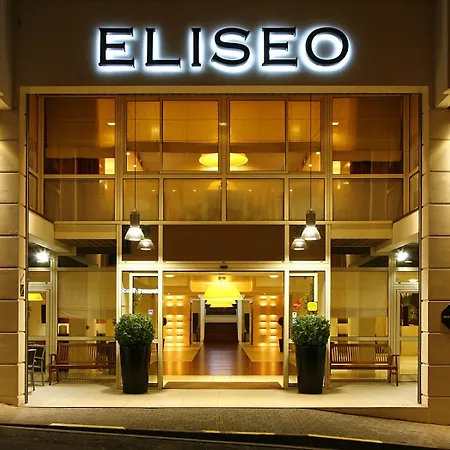 Eliseo ホテル